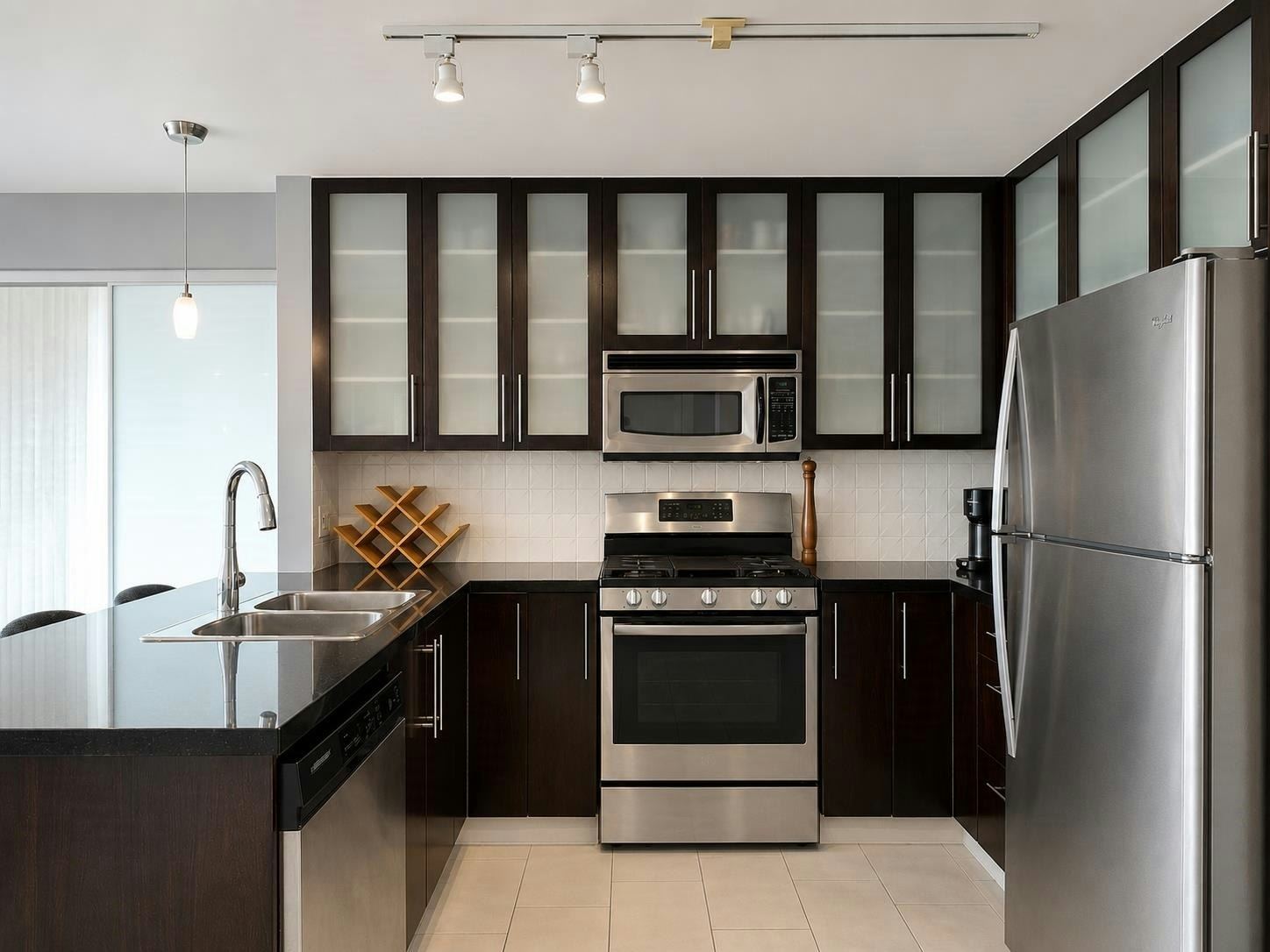 2203-1225 Richards Street, Vancouver, BC, V6B 1E6 - 7