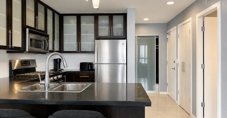 2203-1225 Richards Street, Vancouver, BC, V6B 1E6 - 5