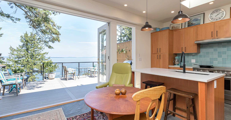 4901 Cordova Bay Road, Saanich, BC, V8Y 2K1 - 7