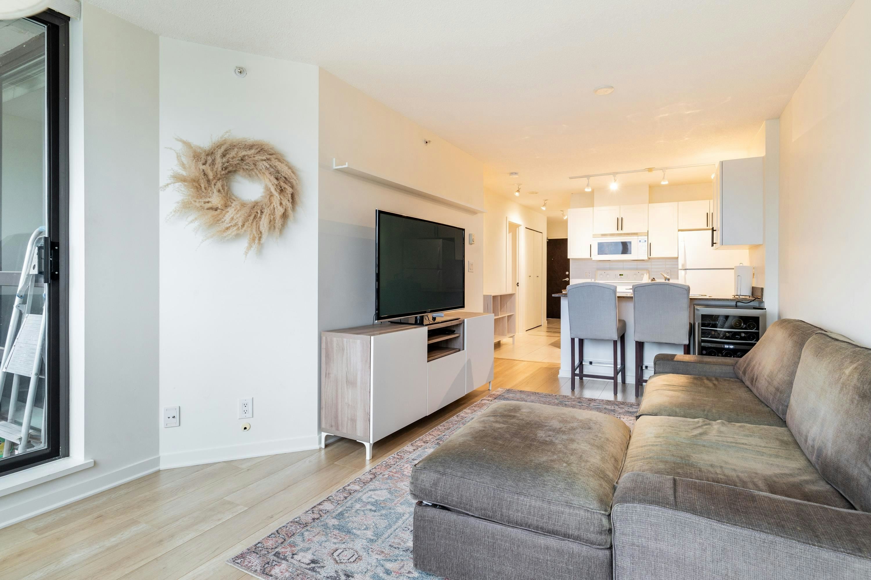 2117-938 Smithe Street, Vancouver, BC, V6Z 3H8 - 9