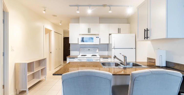 2117-938 Smithe Street, Vancouver, BC, V6Z 3H8 - 7