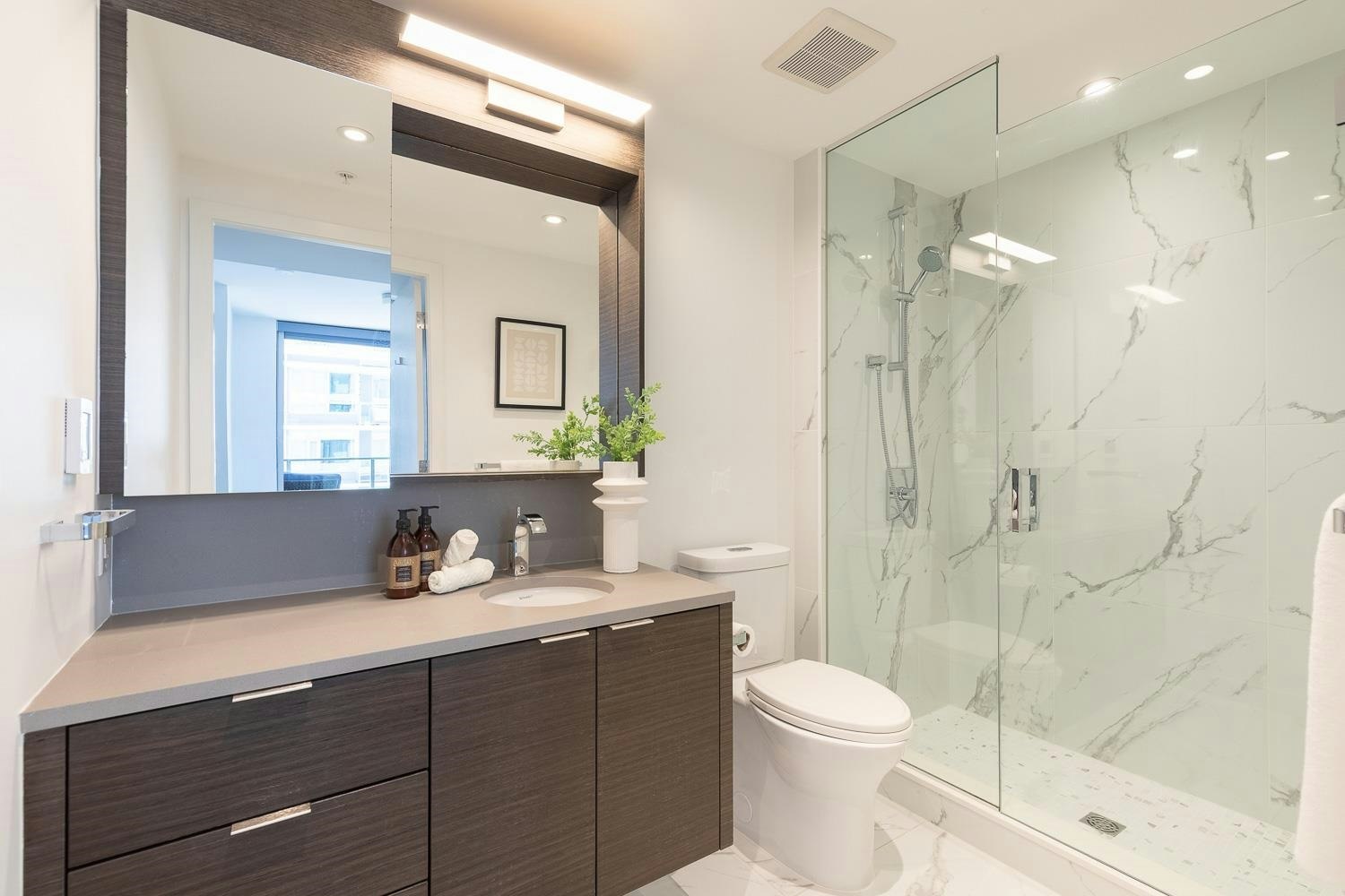 607-1678 Pullman Porter Street, Vancouver, BC, V6A 0H4 - 16