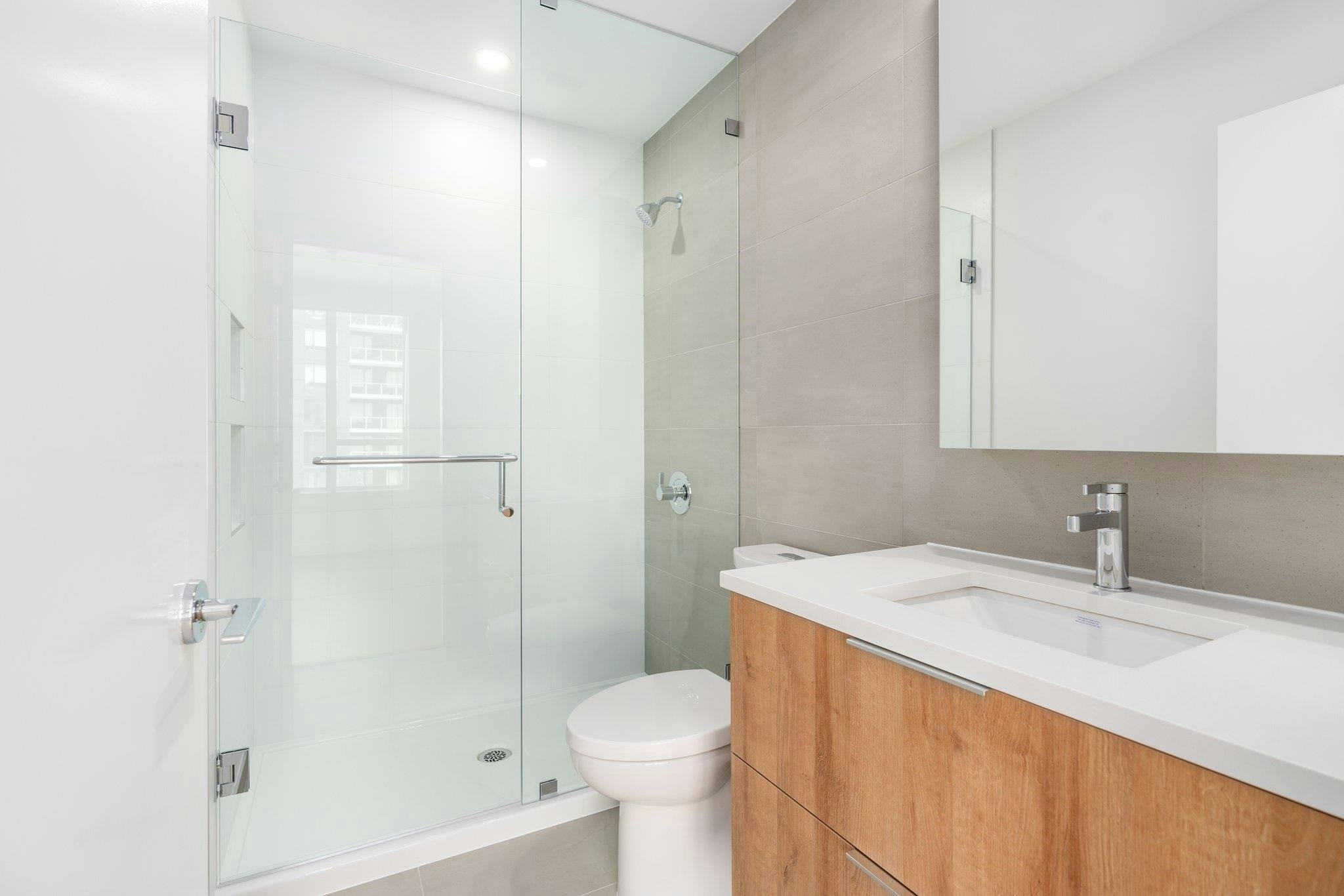 2709-13387 Old Yale Road, Surrey, BC, V3T 0V6 - 13