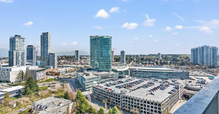2709-13387 Old Yale Road, Surrey, BC, V3T 0V6 - 2