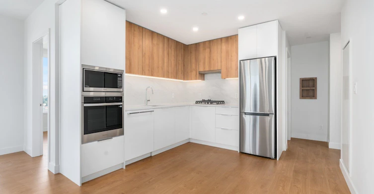 2709-13387 Old Yale Road, Surrey, BC, V3T 0V6 - 4