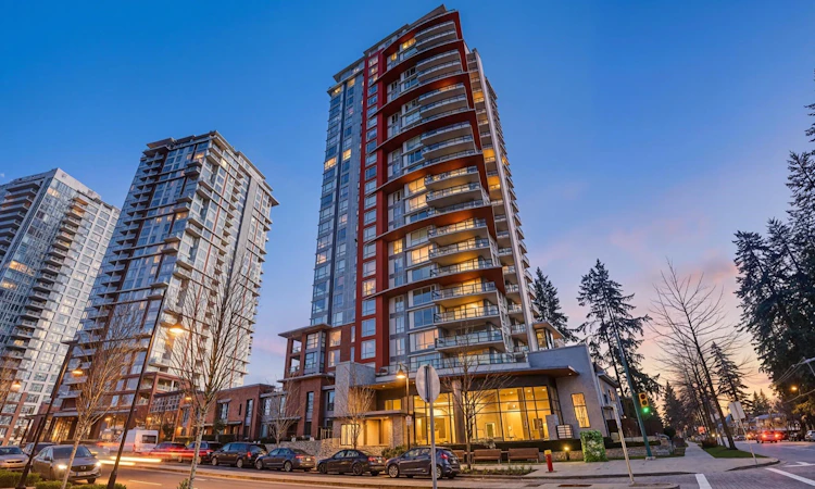 1305-3096 Windsor Gate