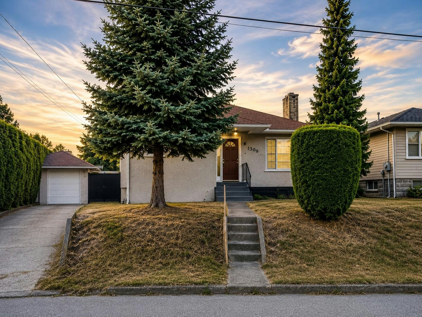 1309 Edinburgh Street, New Westminster, BC, V3M 2W1