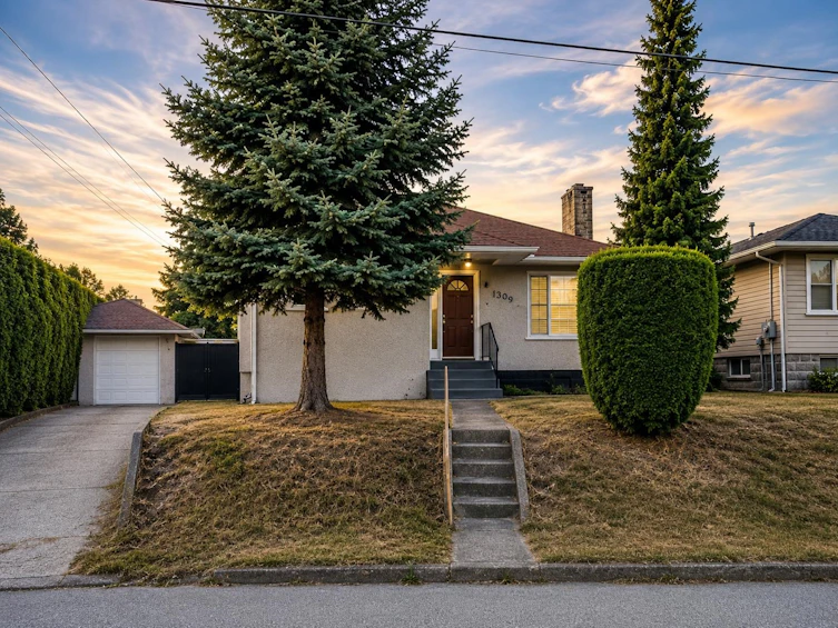 1309 Edinburgh Street, New Westminster, BC, V3M 2W1