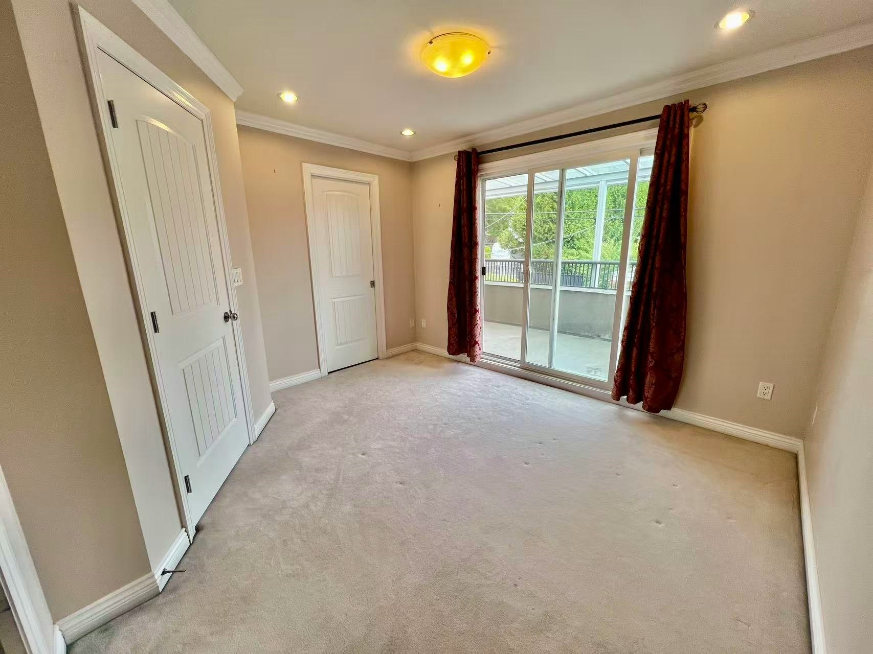 6391 Neville Street, Burnaby, BC, V6Y 1X9 - 11