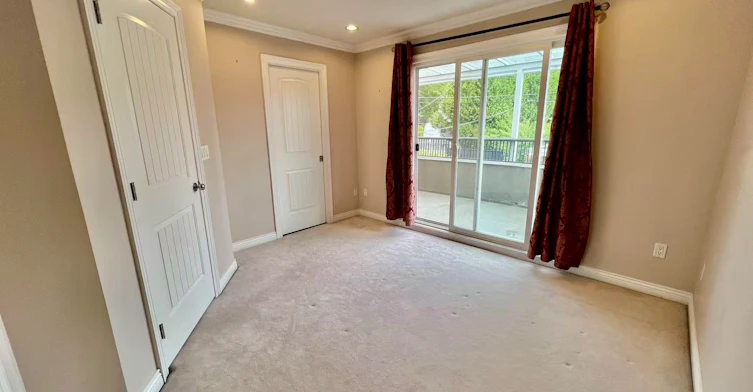 6391 Neville Street, Burnaby, BC, V6Y 1X9 - 11