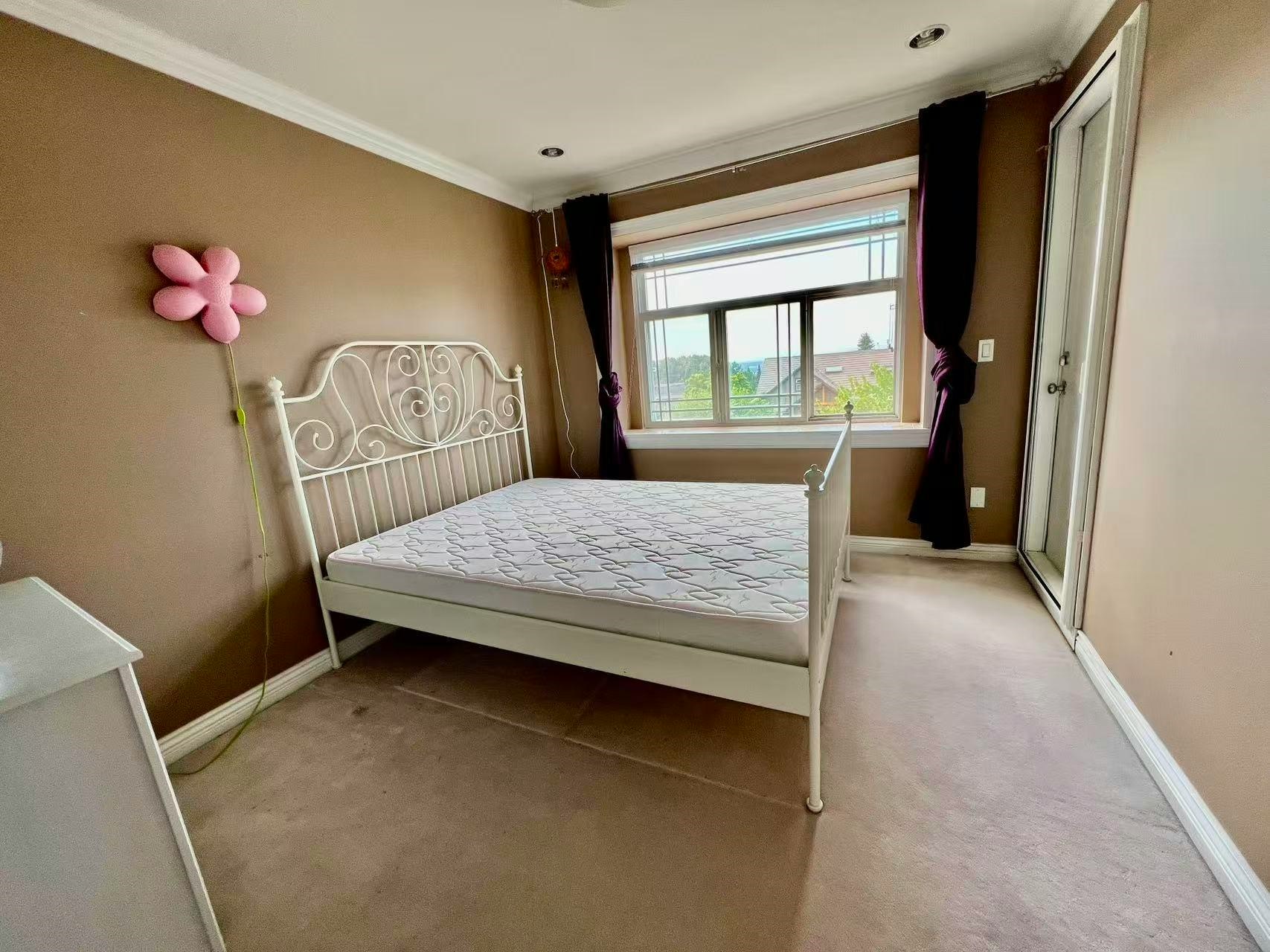 6391 Neville Street, Burnaby, BC, V6Y 1X9 - 9