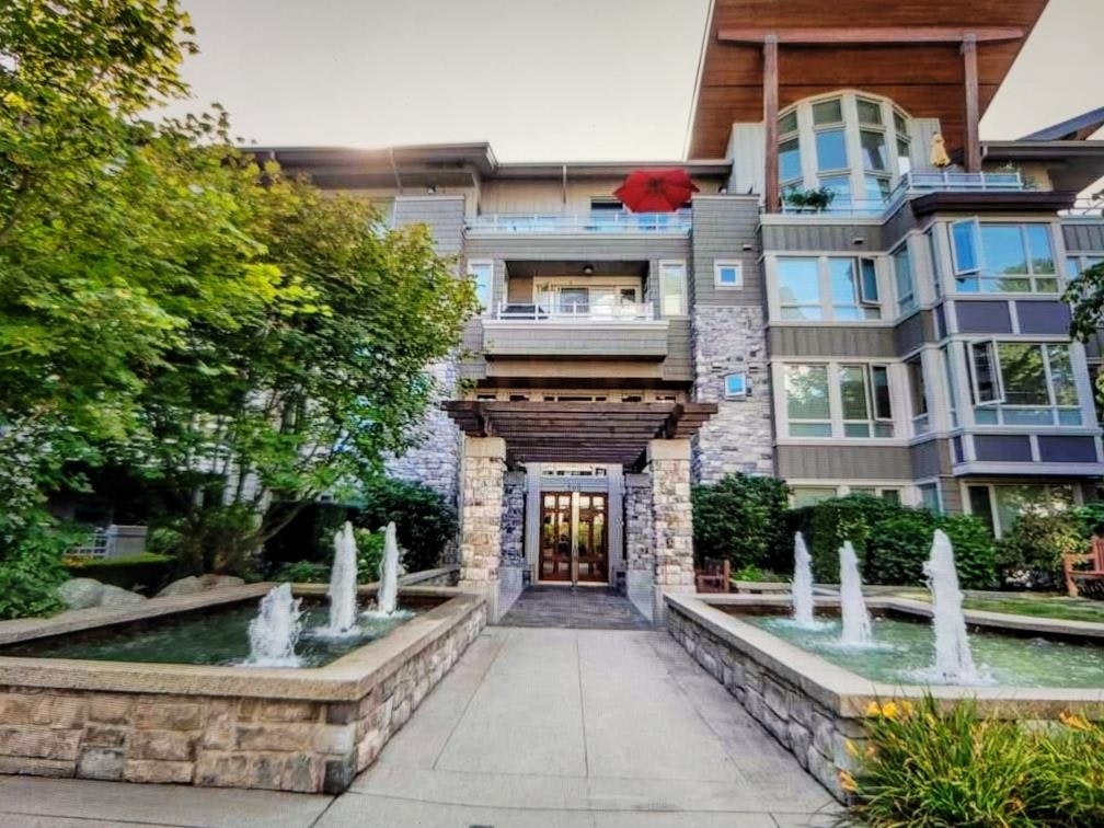 512-560 Raven Woods Drive, North Vancouver, BC, V7G 2T3