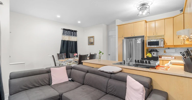 126XX Hampton Court, Surrey, BC, V3W 1N2 - 2