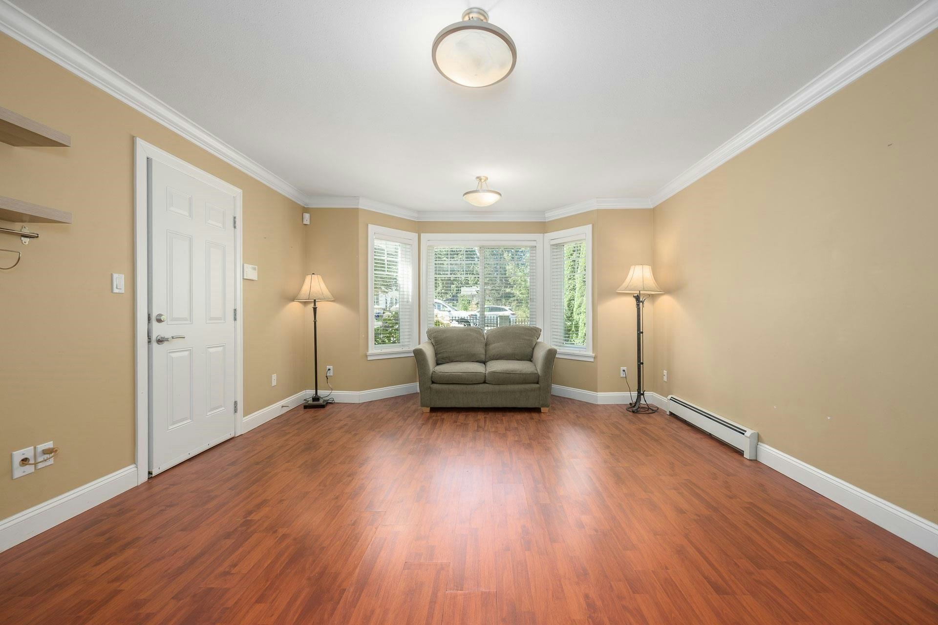 825 Robinson Street, Coquitlam, BC, V3J 4G4 - 25
