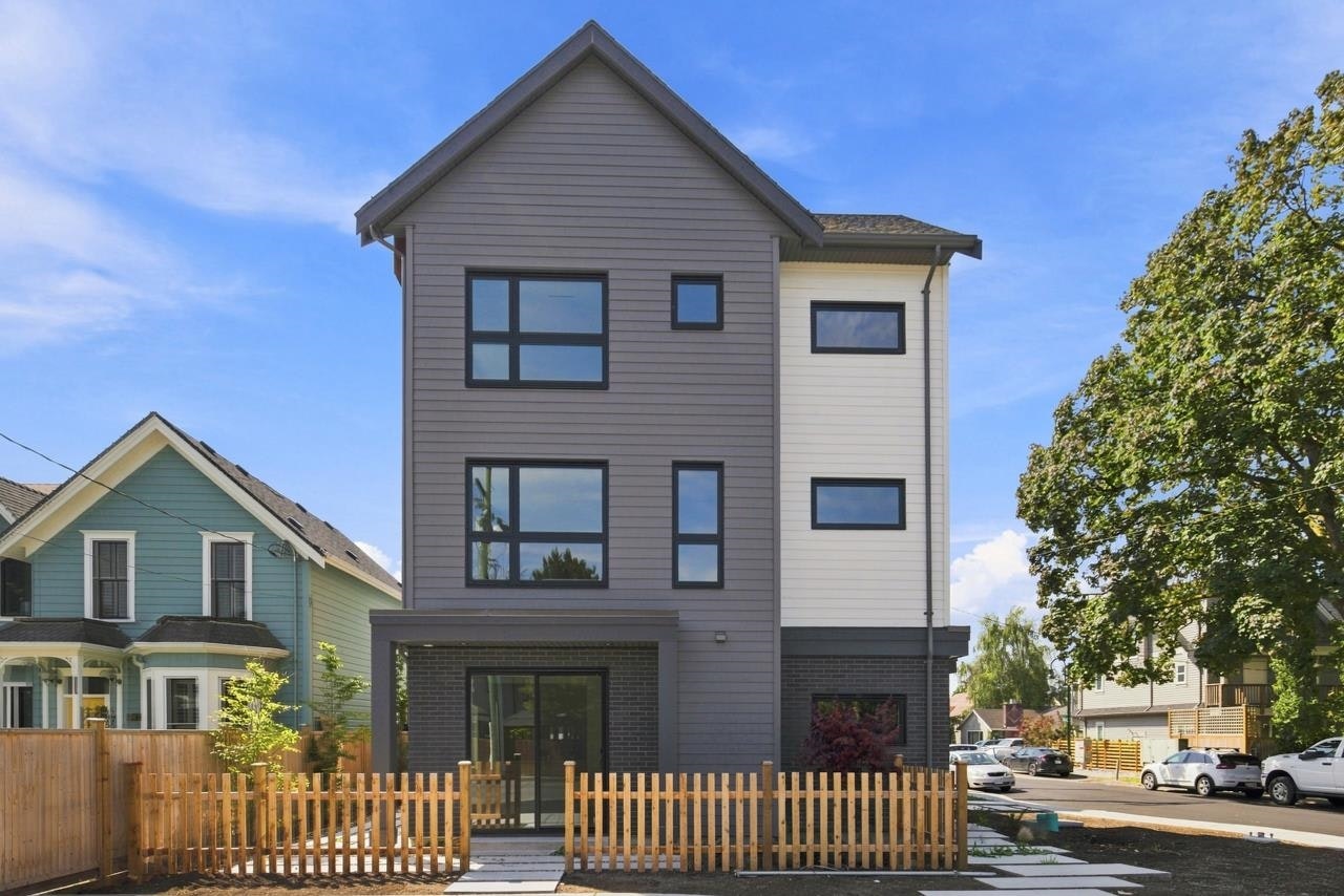 4778 48b Street - 3
