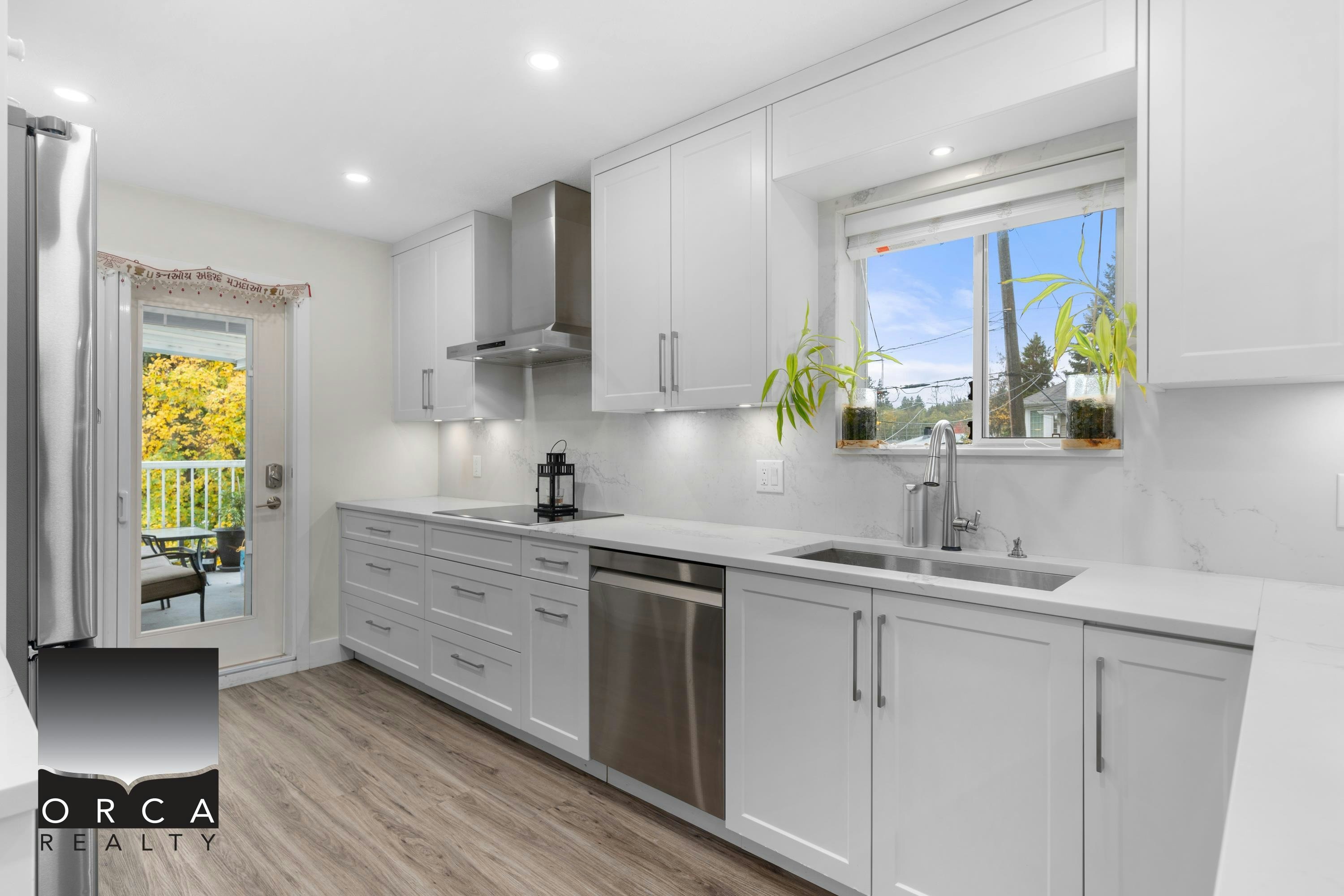 1403 Frederick Road, North Vancouver, BC, V7K 1J6 - 11