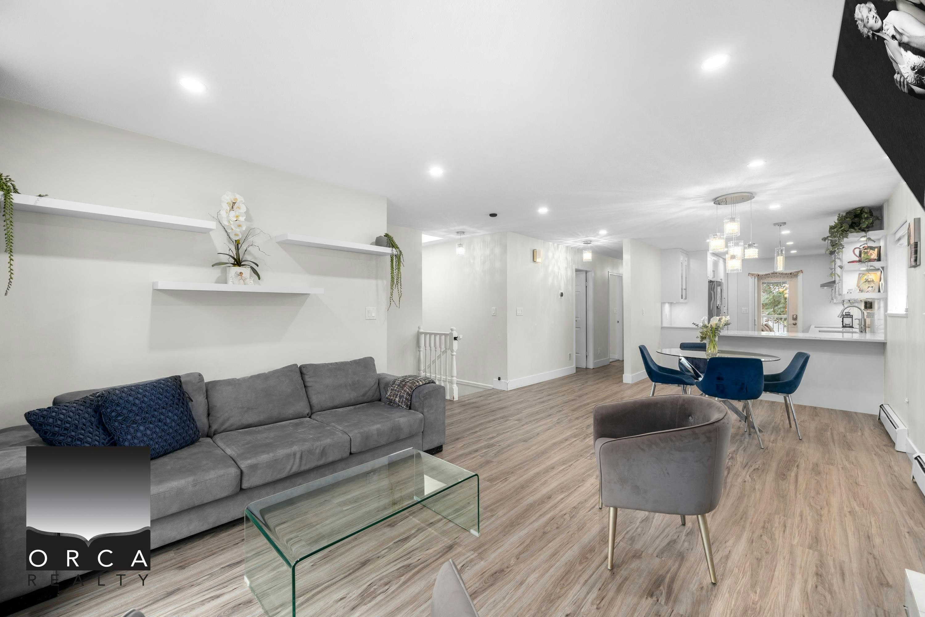 1403 Frederick Road, North Vancouver, BC, V7K 1J6 - 4