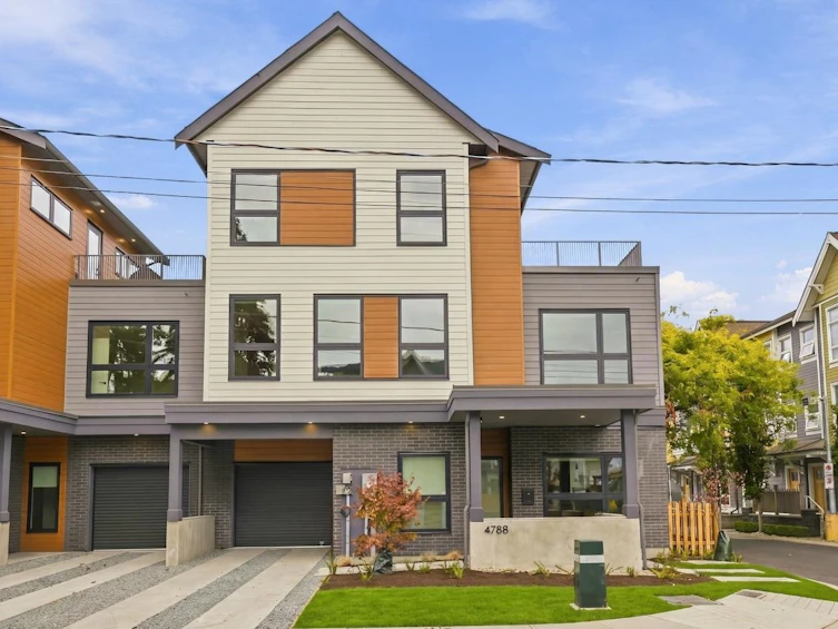 4788 48b Street, Delta, BC, V4K 2S4 - 2