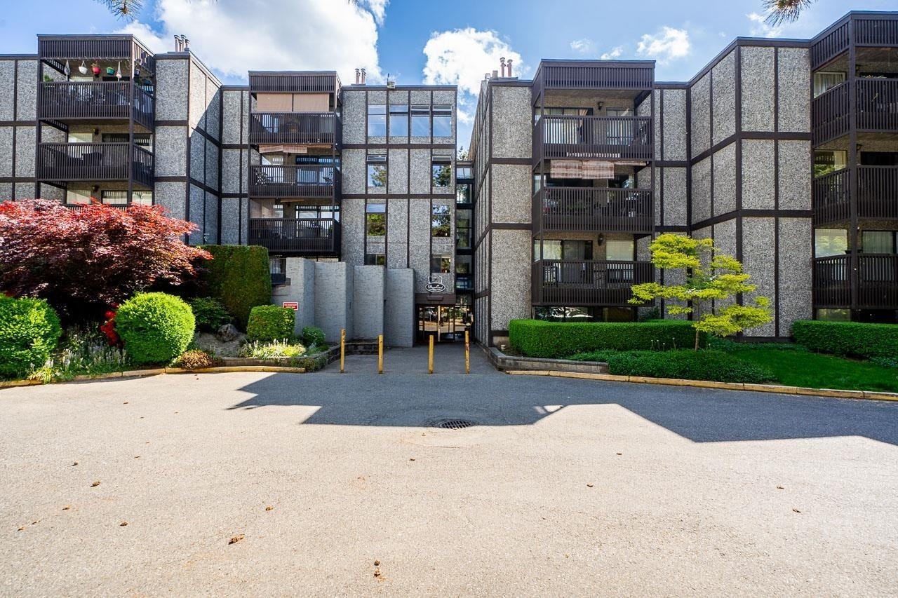 214-9672 134 Street, Surrey, BC, V3T 5L5