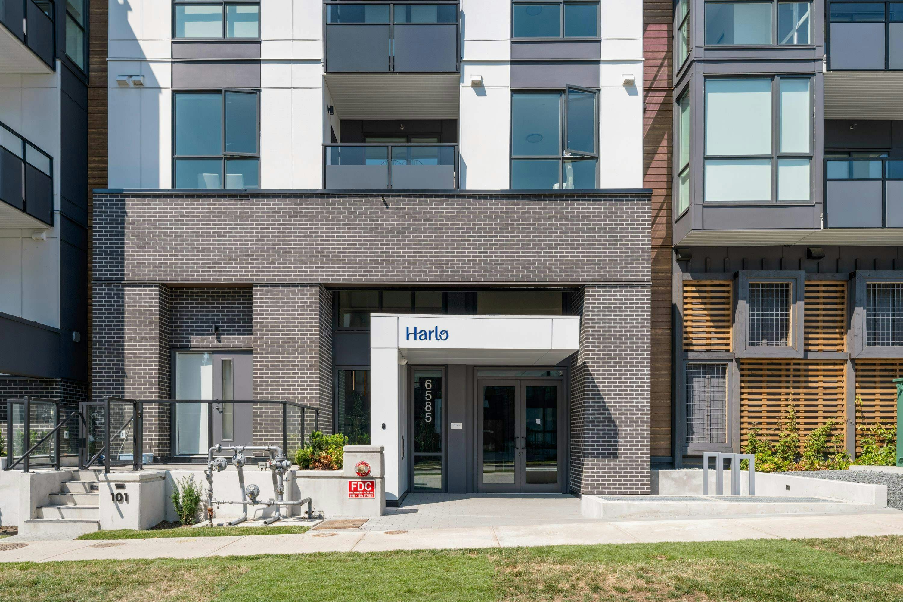 505-6595 196 Street, Surrey, BC, V4N 6B5 - 2