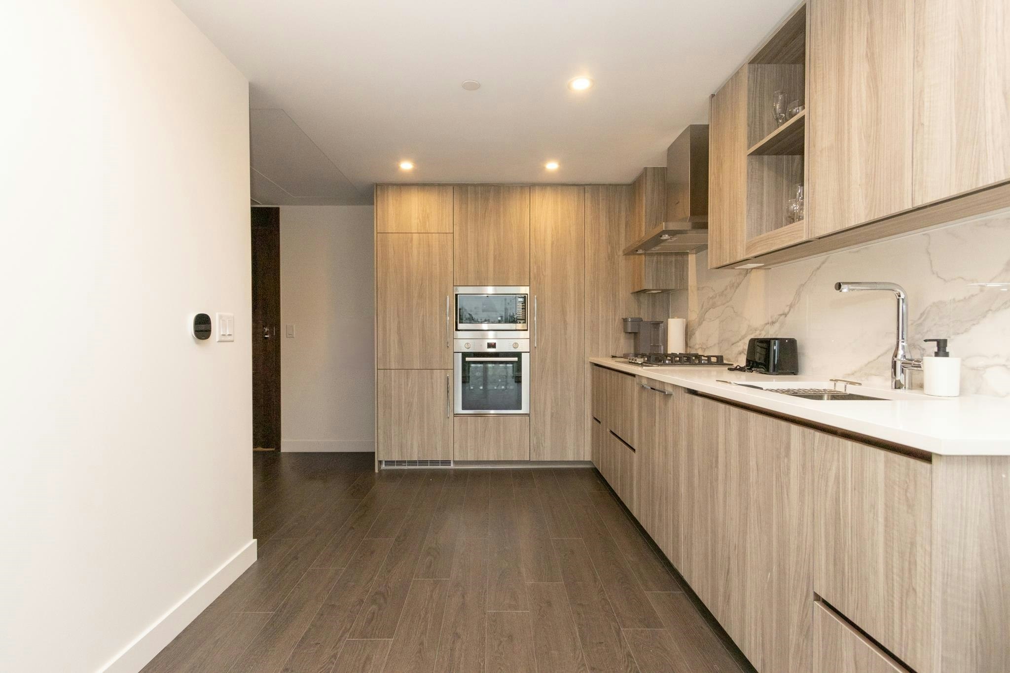 1103-13778 100 Avenue, Surrey, BC, V3T 0V3 - 5