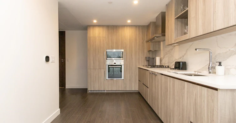 1103-13778 100 Avenue, Surrey, BC, V3T 0V3 - 5