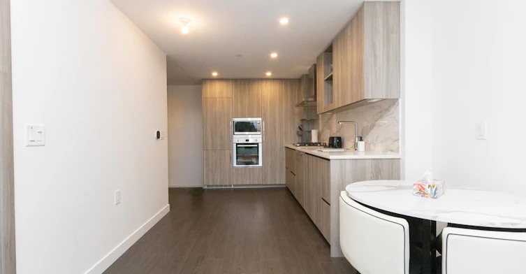 1103-13778 100 Avenue, Surrey, BC, V3T 0V3 - 8