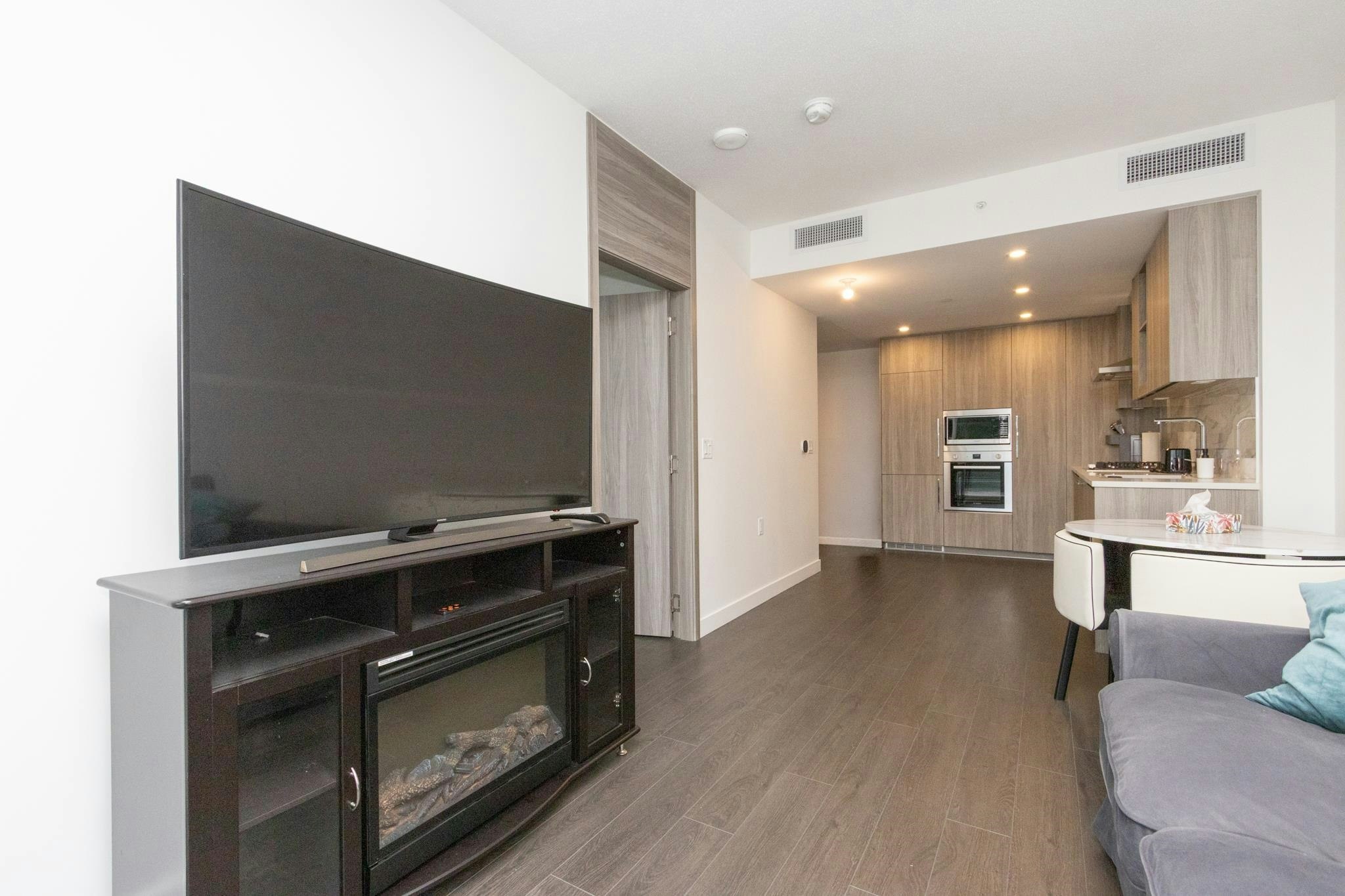 1103-13778 100 Avenue, Surrey, BC, V3T 0V3 - 9