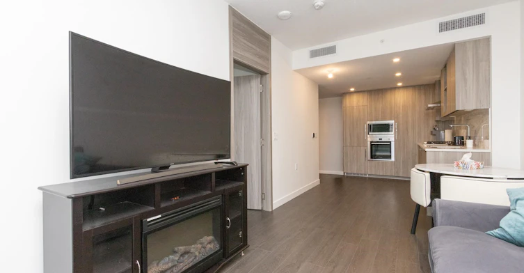 1103-13778 100 Avenue, Surrey, BC, V3T 0V3 - 9
