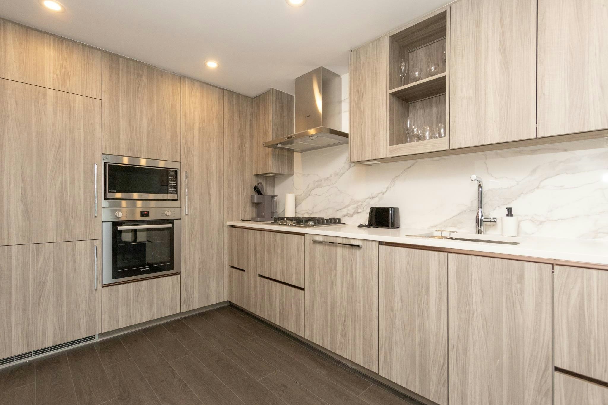 1103-13778 100 Avenue, Surrey, BC, V3T 0V3 - 2