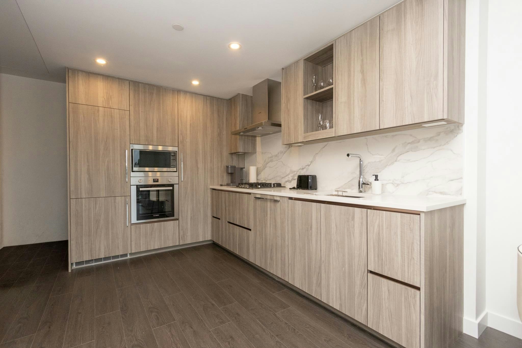 1103-13778 100 Avenue, Surrey, BC, V3T 0V3 - 3