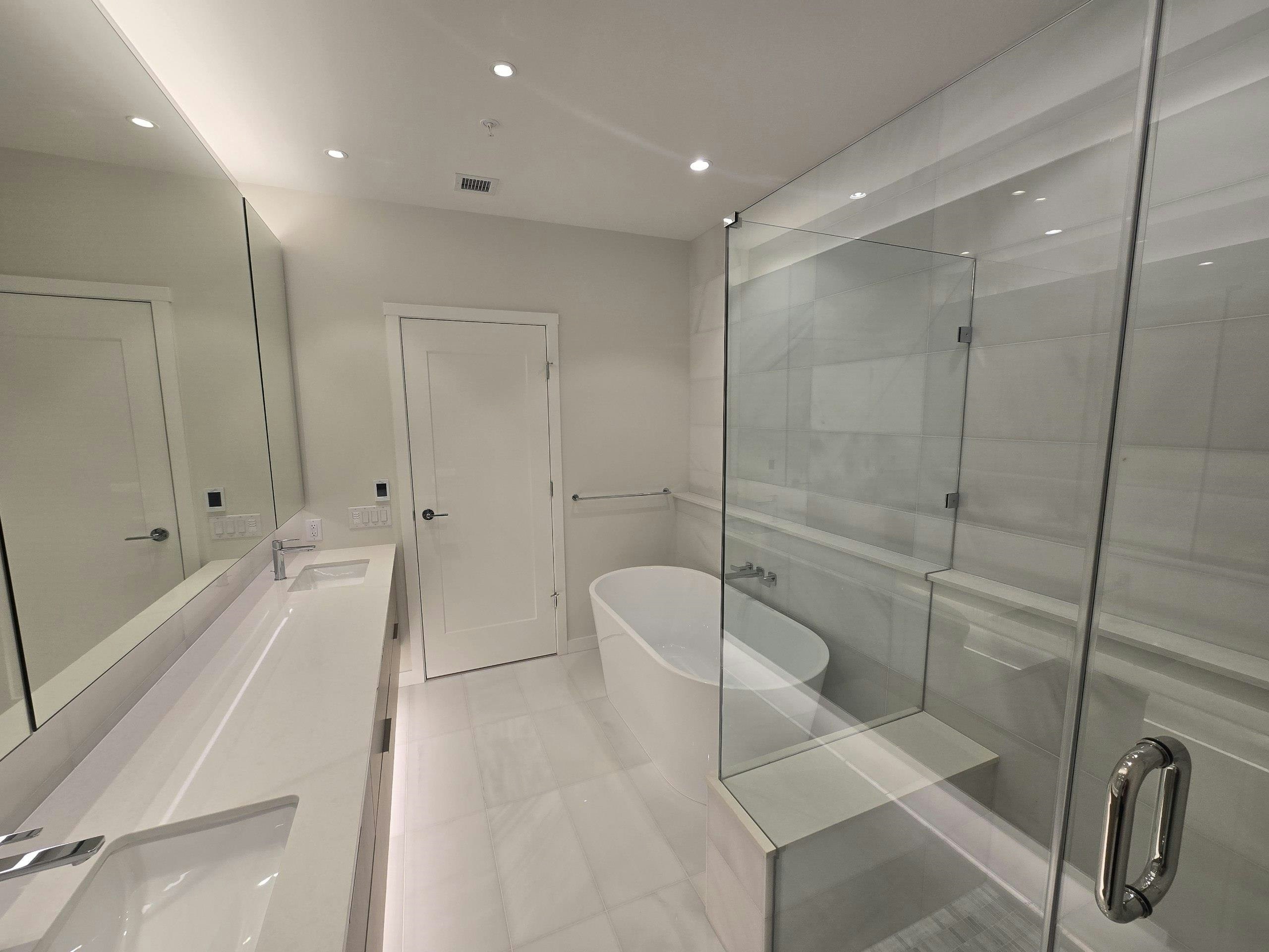 2202-128 W 15th Street, North Vancouver, BC, V7M 1R5 - 38