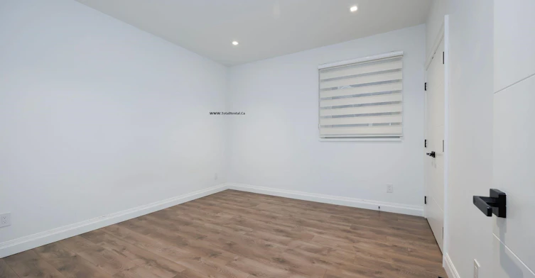 1XX Dowding Road, Port Moody, BC, V3H 2Z7 - 8