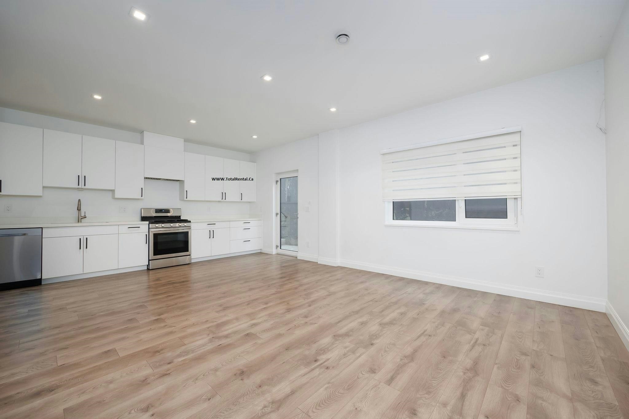 1XX Dowding Road, Port Moody, BC, V3H 2Z7 - 3