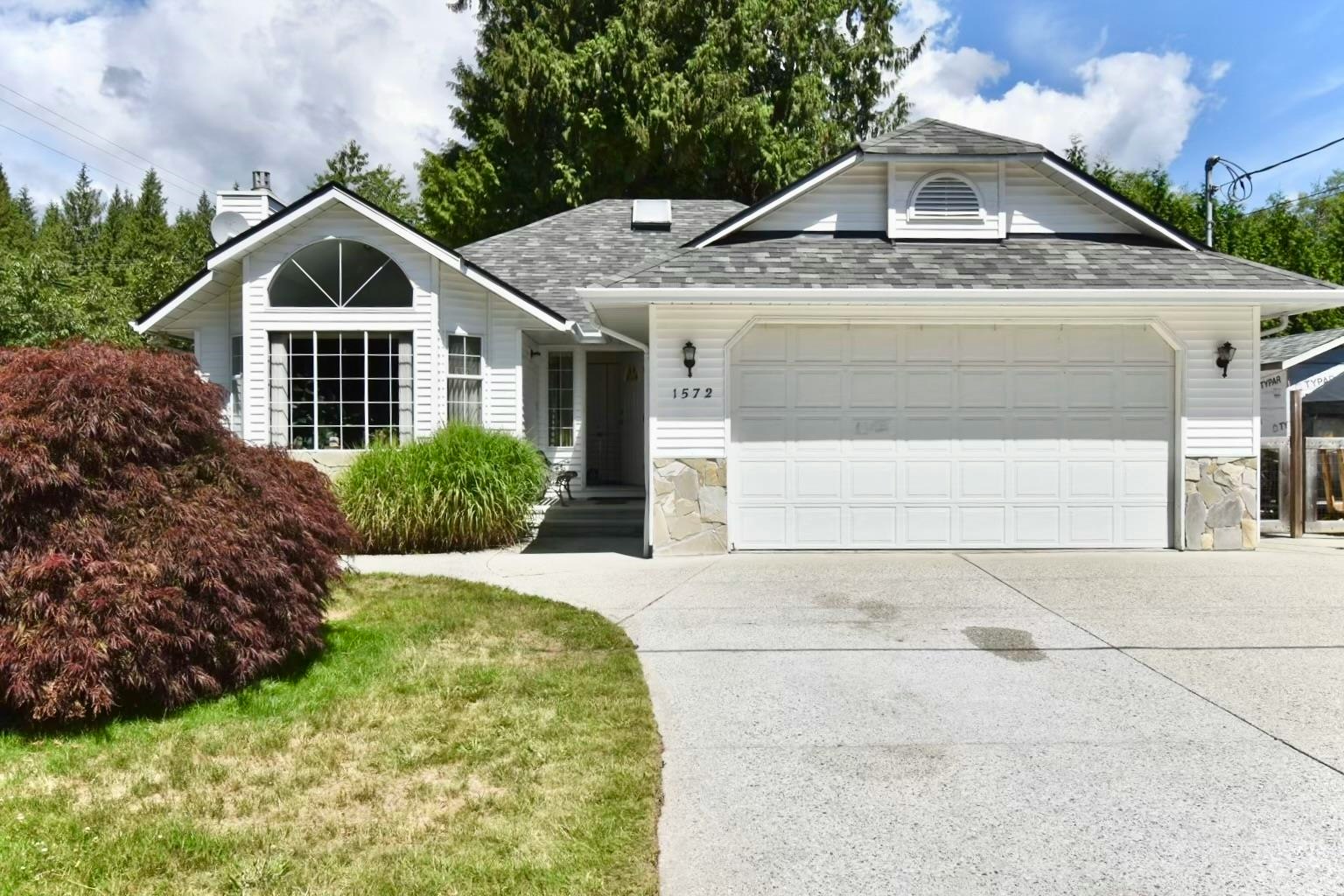 1572 Larchberry Way, Gibsons, BC, V0N 1V5