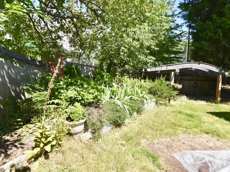 1572 Larchberry Way, Gibsons, BC, V0N 1V5 - 26