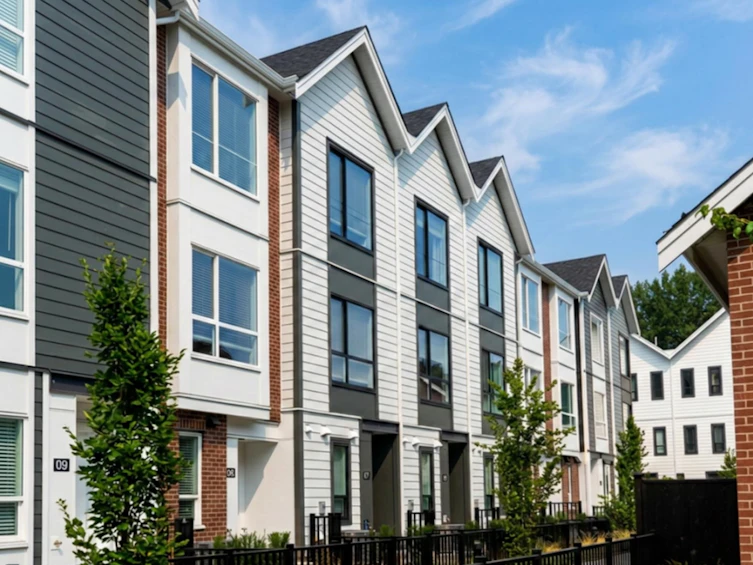 3-2886 Montrose Avenue, Abbotsford, BC, V2S 0N7