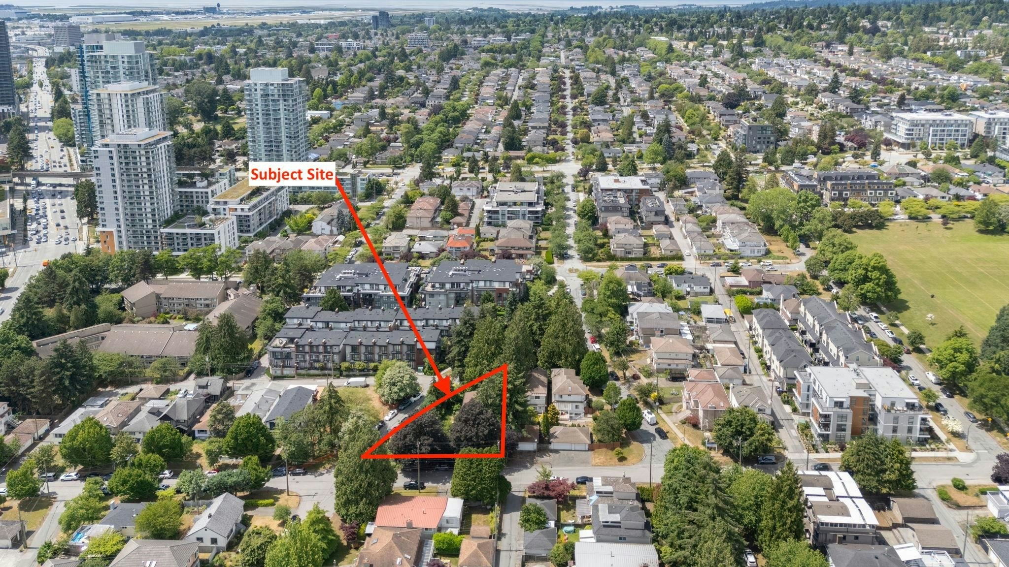 7957 Columbia Street, Vancouver, BC, V5X 2Z3 - 3