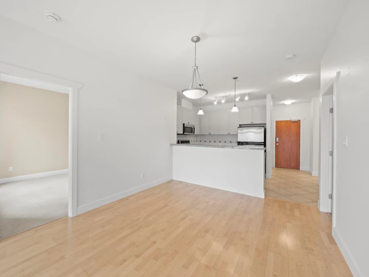 206-4211 Bayview Street, Richmond, BC, V7E 6T6 - 4