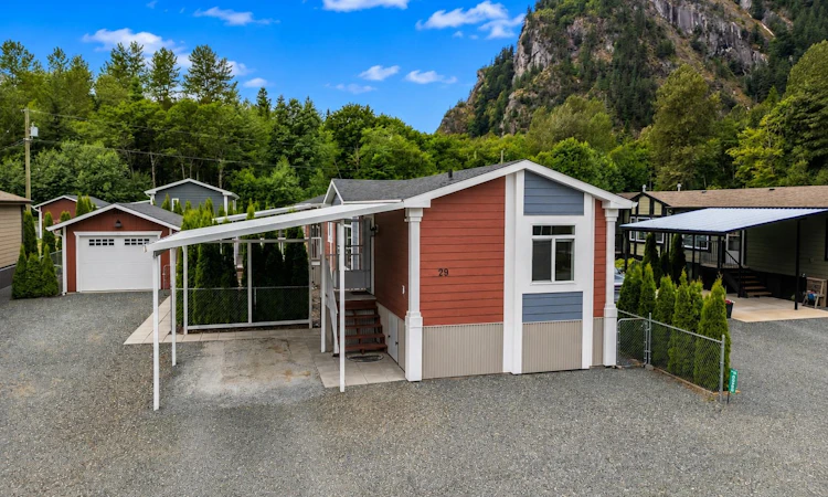 29-59060 Lougheed Highway
