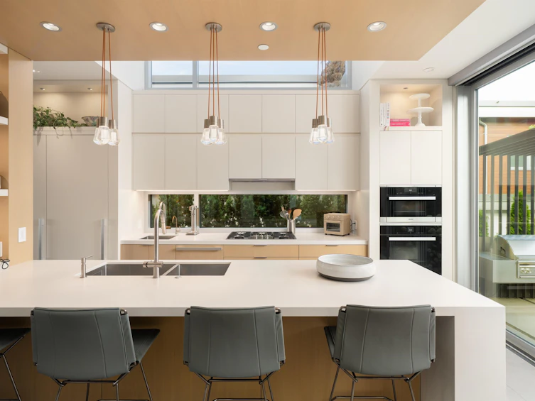 3250 W 20th Avenue, Vancouver, BC, V6L 1H9 - 14