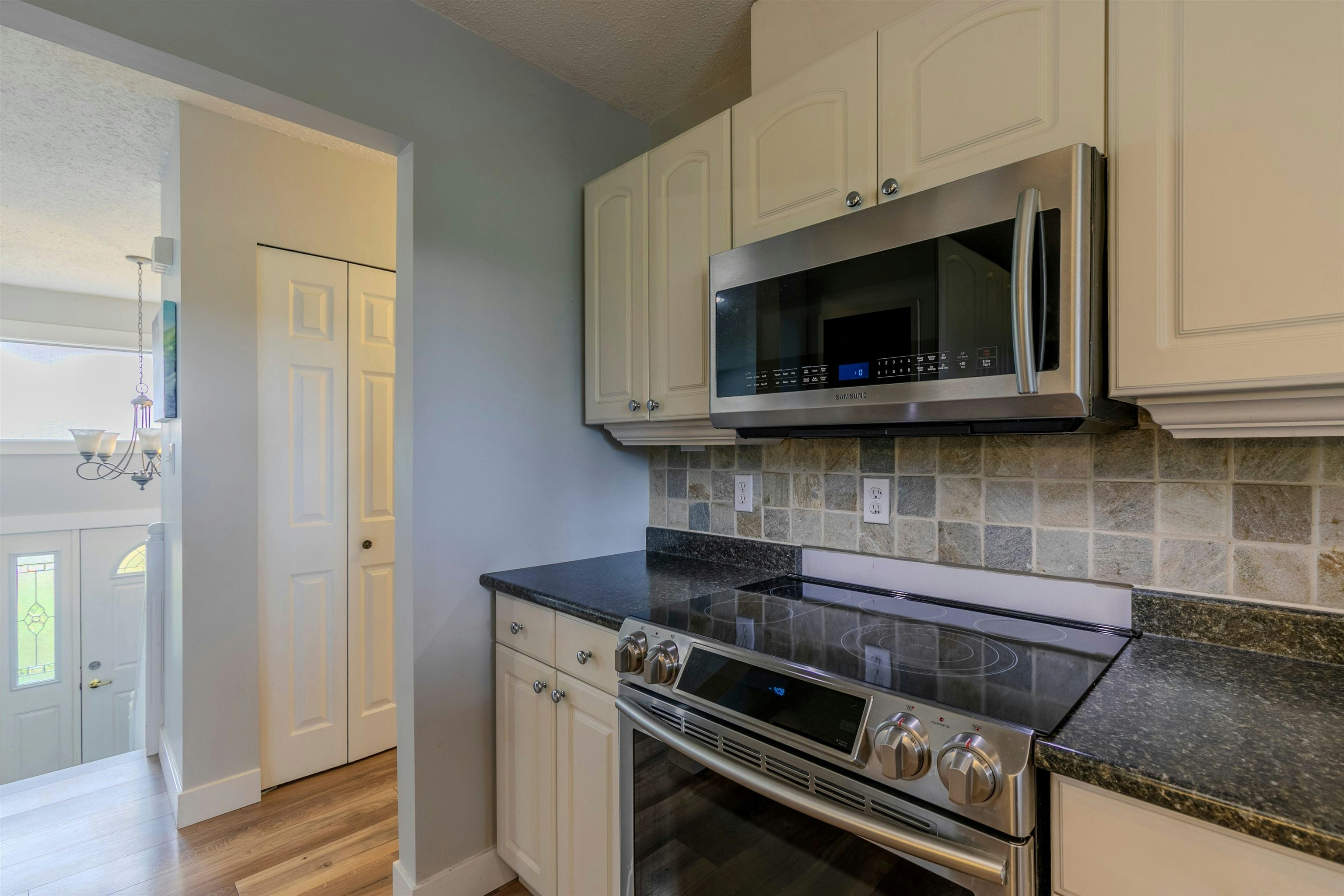 35073 Ewert Avenue, Mission, BC, V2V 6S7 - 13
