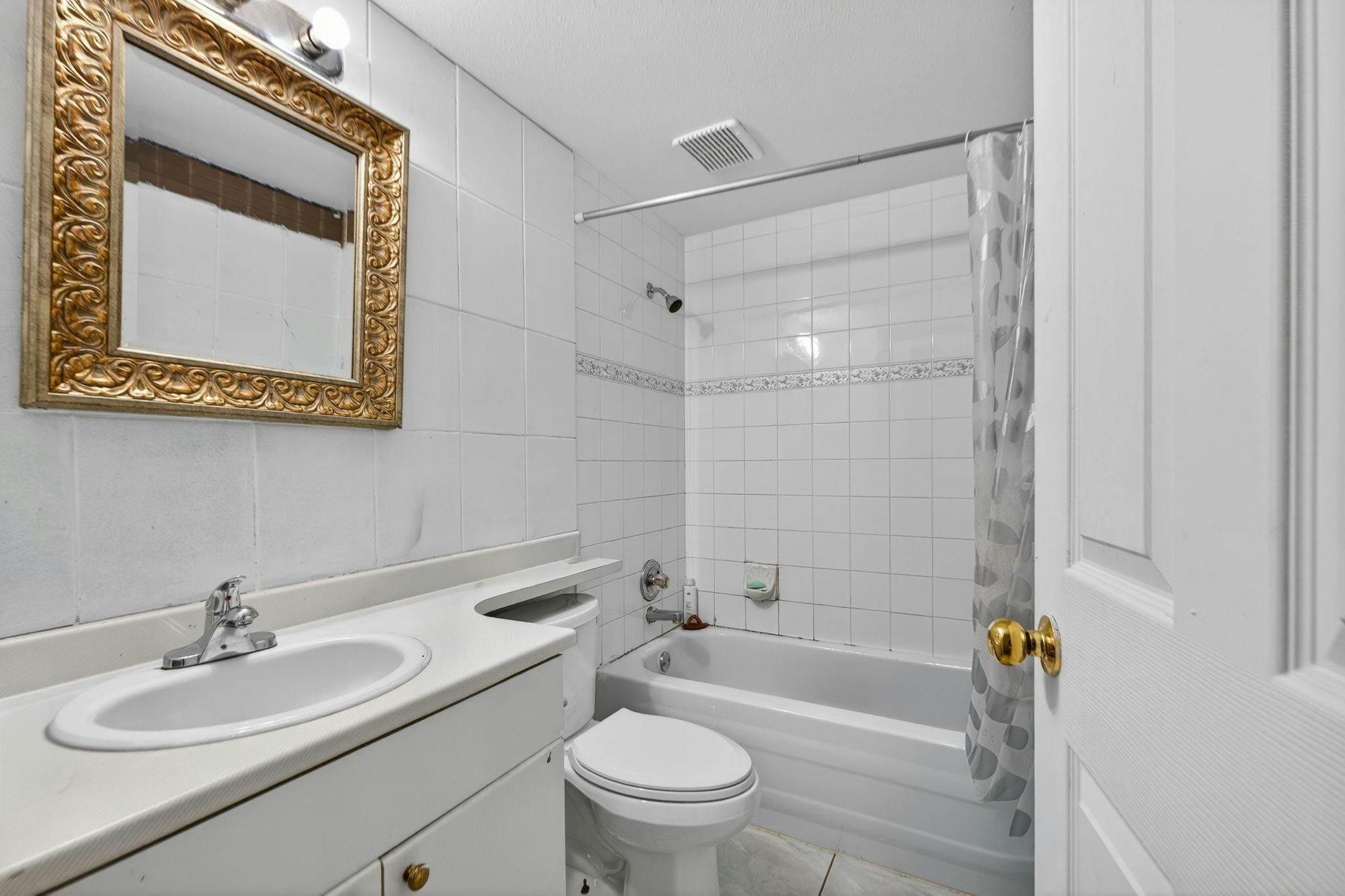 7576 140 Street, Surrey, BC, V3W 5J8 - 27