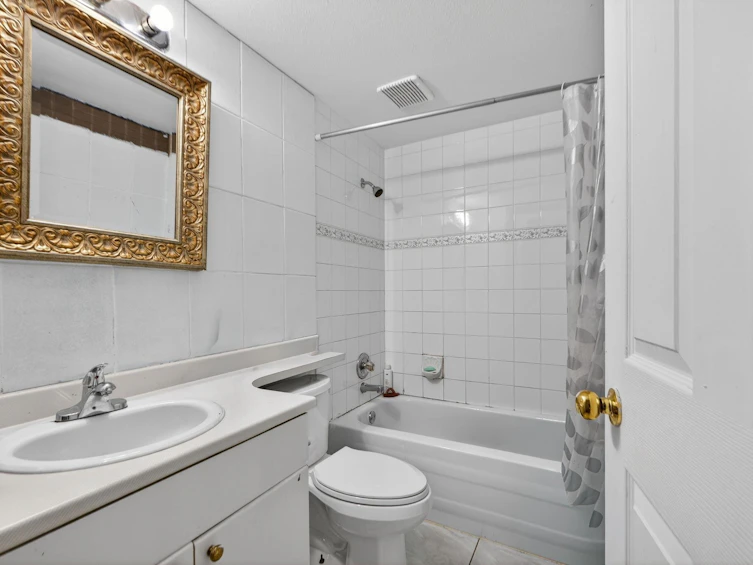 7576 140 Street, Surrey, BC, V3W 5J8 - 27