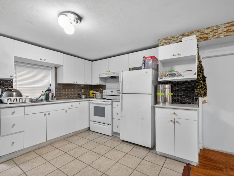 7576 140 Street, Surrey, BC, V3W 5J8 - 26