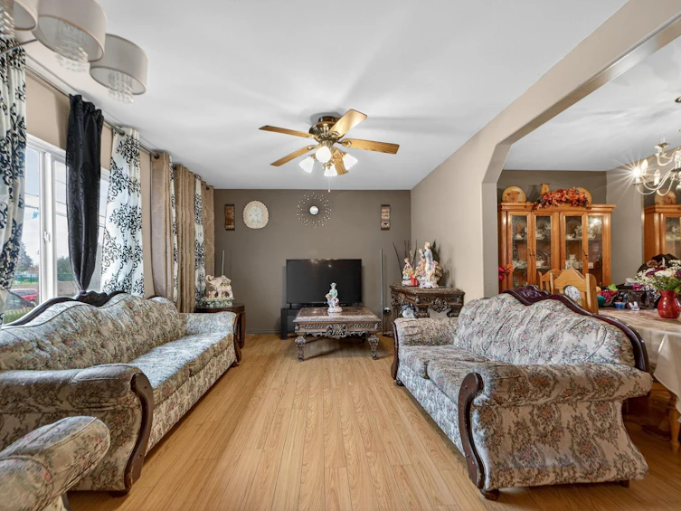 7576 140 Street, Surrey, BC, V3W 5J8 - 3
