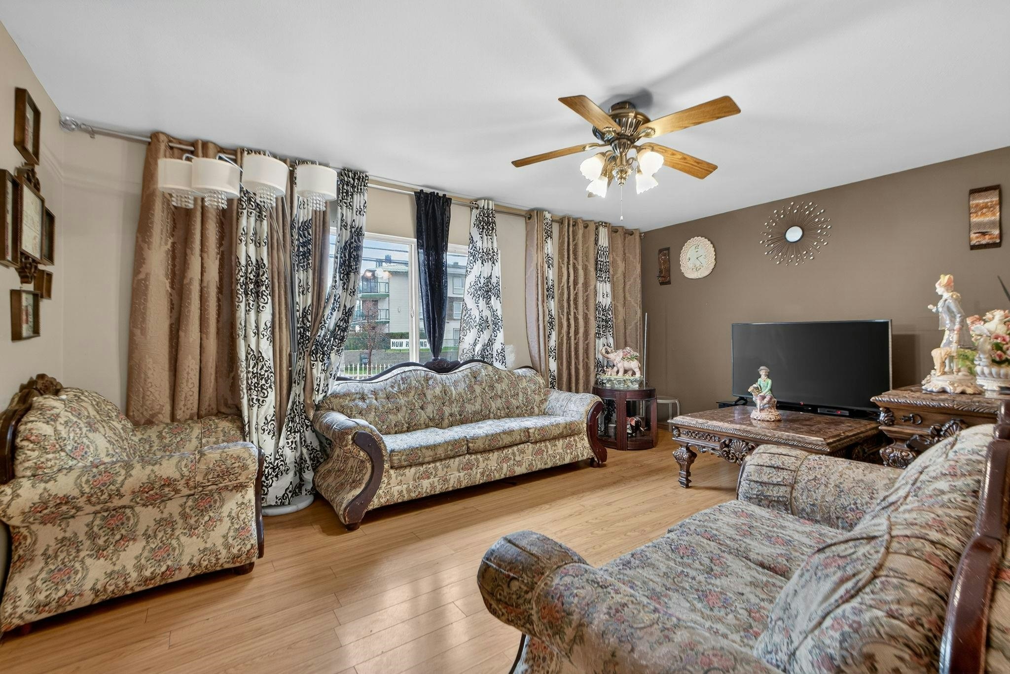 7576 140 Street, Surrey, BC, V3W 5J8 - 4
