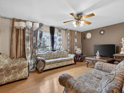 7576 140 Street - 4