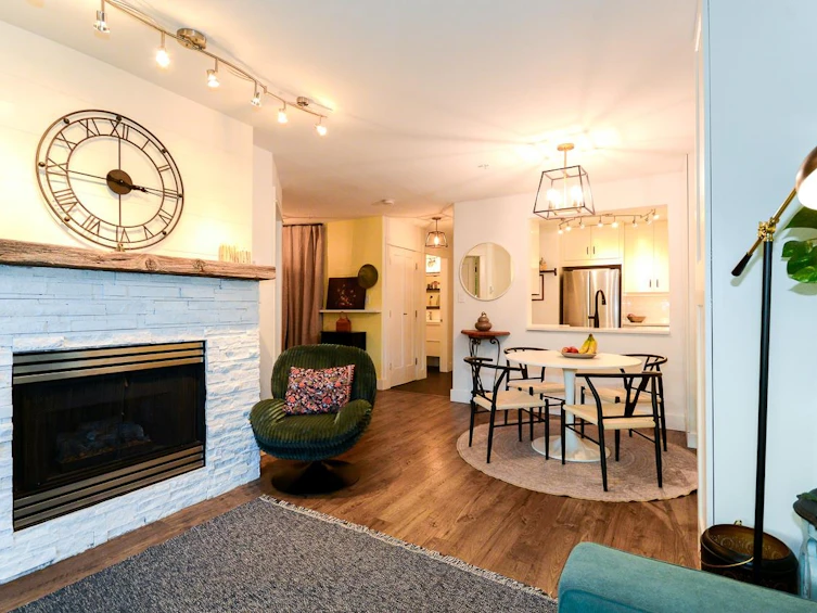 104-12639 No. 2 Road, Richmond, BC, V7E 6N6