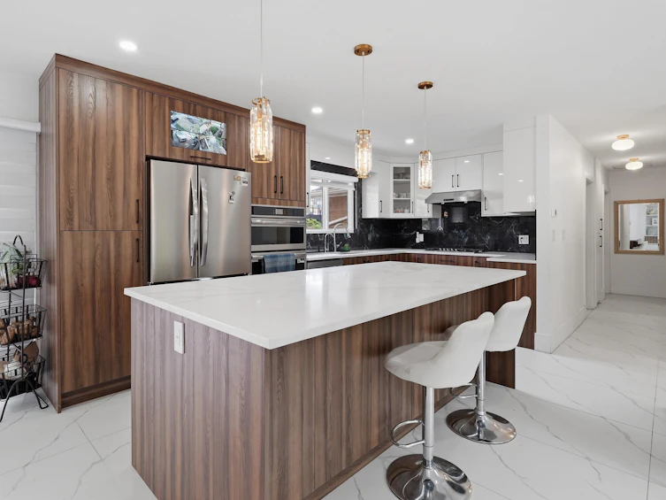17886 59a Avenue, Surrey, BC, V3S 1R1 - 2